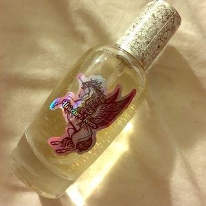 I am selling a perfume